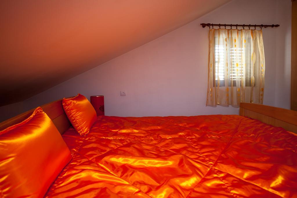 Apartments Ratkovic Tivat Ngoại thất bức ảnh